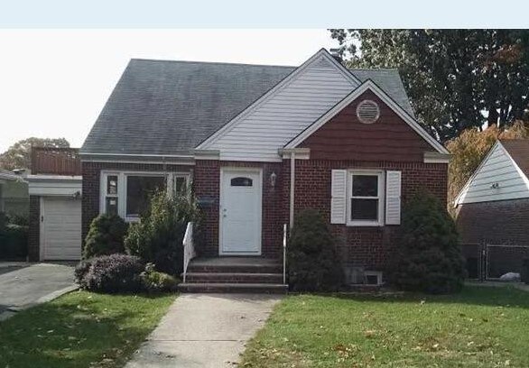 Building Photo - 260 Elsmere Pl