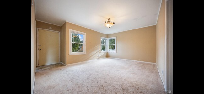 Foto del edificio - 142 Bungalow Ave