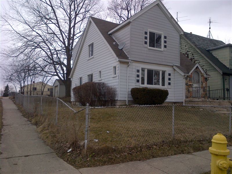 Primary Photo - 582 2nd Ave