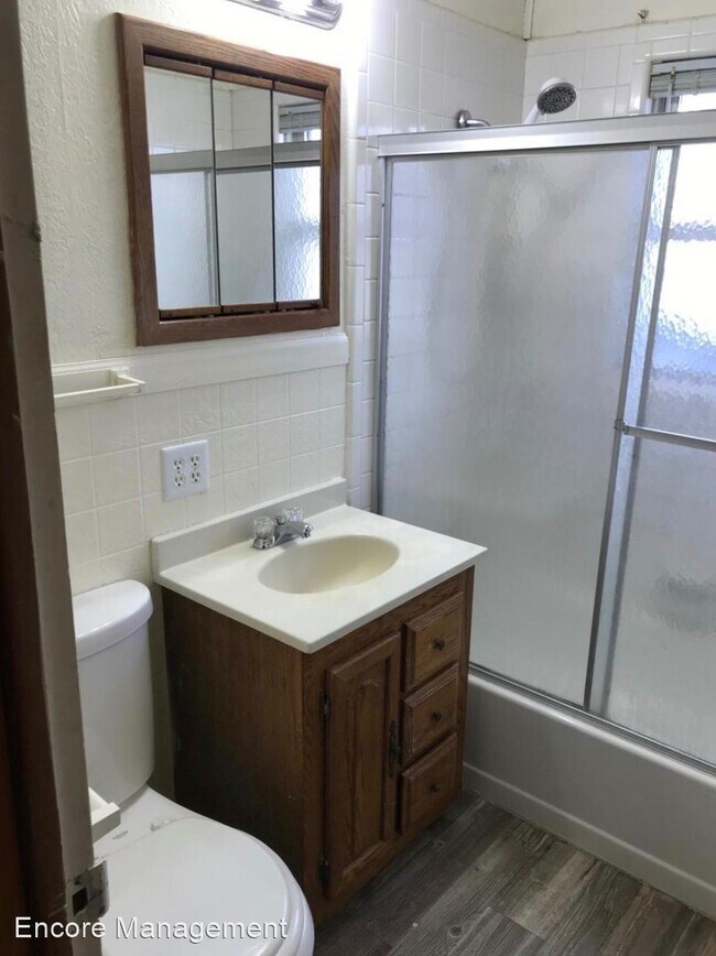 Foto del edificio - 2 br, 1 bath House - 813 S. Hillcrest