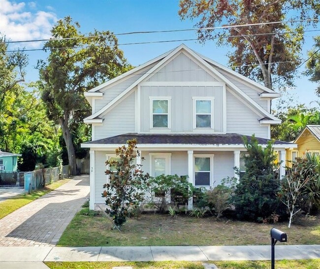 Foto del edificio - 50 W Esther St