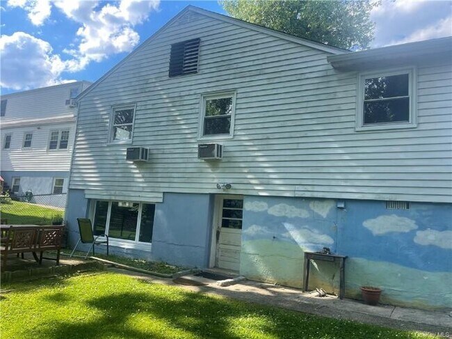 Building Photo - 63 Ridgeway