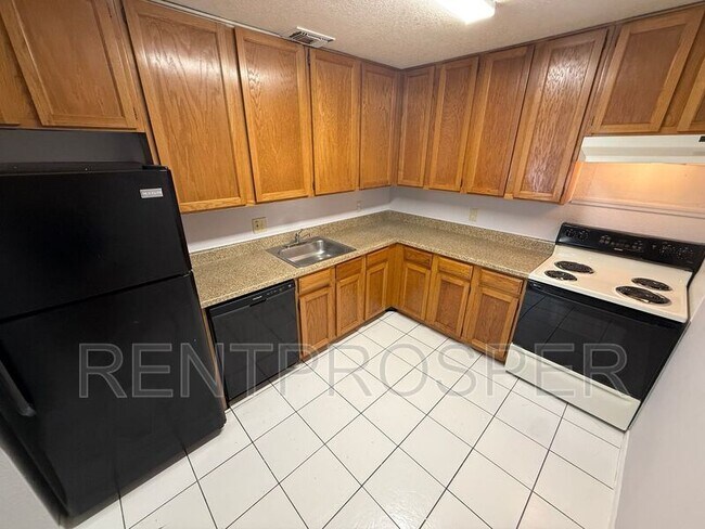 Photo - 3944 Versailles Dr Apartment