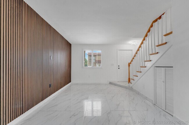 Foto del edificio - 1917 SW 107th Ave
