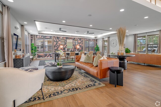 Building Photo - Heights at Converse Building Photo - Heights at Converse