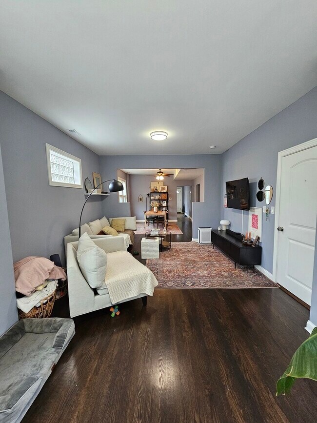 Foto del edificio - 2906 N Harding Ave