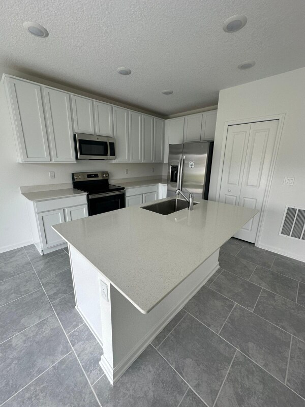 Foto del edificio - 3133 Blue Bonnet Ln