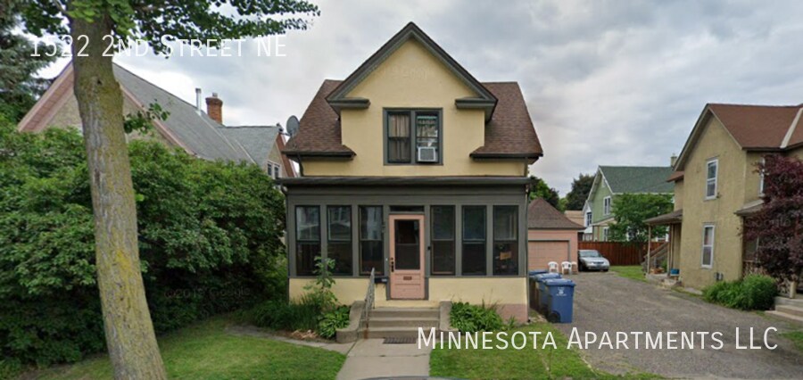 Primary Photo - Beautiful and Spacious 3+Bed/3 Bath Home A...