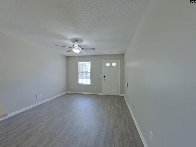 Foto del edificio - 134 Cottage Lake Way