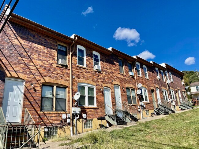 Foto del edificio - 38 4th St