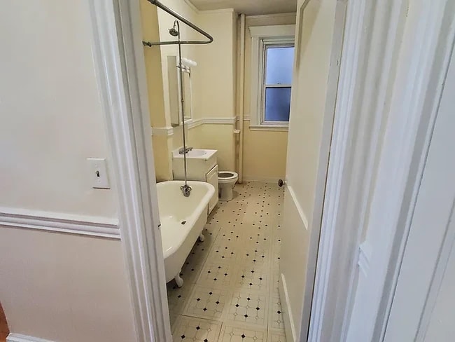 Photo - 364 Riverway St. #9 Mission Hill House