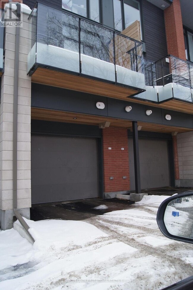 Building Photo - 73 Oblats Ave.
