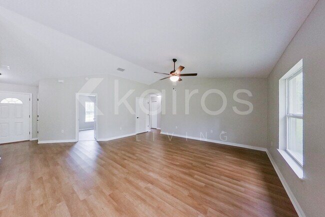 Foto del edificio - 8239 SW 135th Street Rd