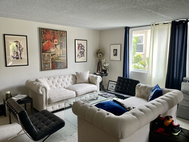 Open floor plan - 11937 Gorham Ave