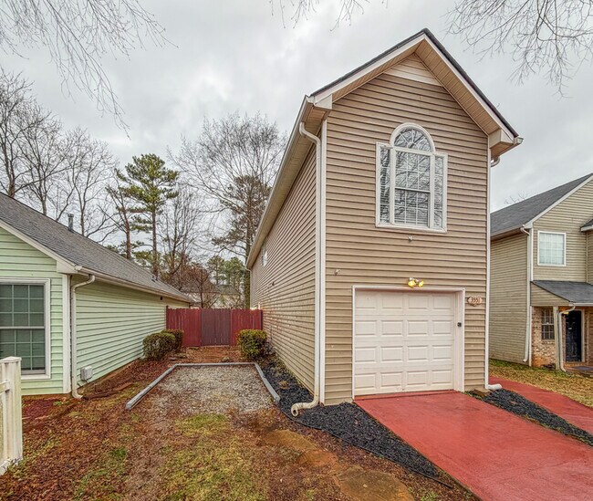 Foto del edificio - 3551 Lehigh Way