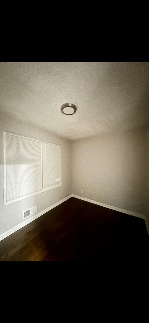Foto del edificio - 5108 E 30th St