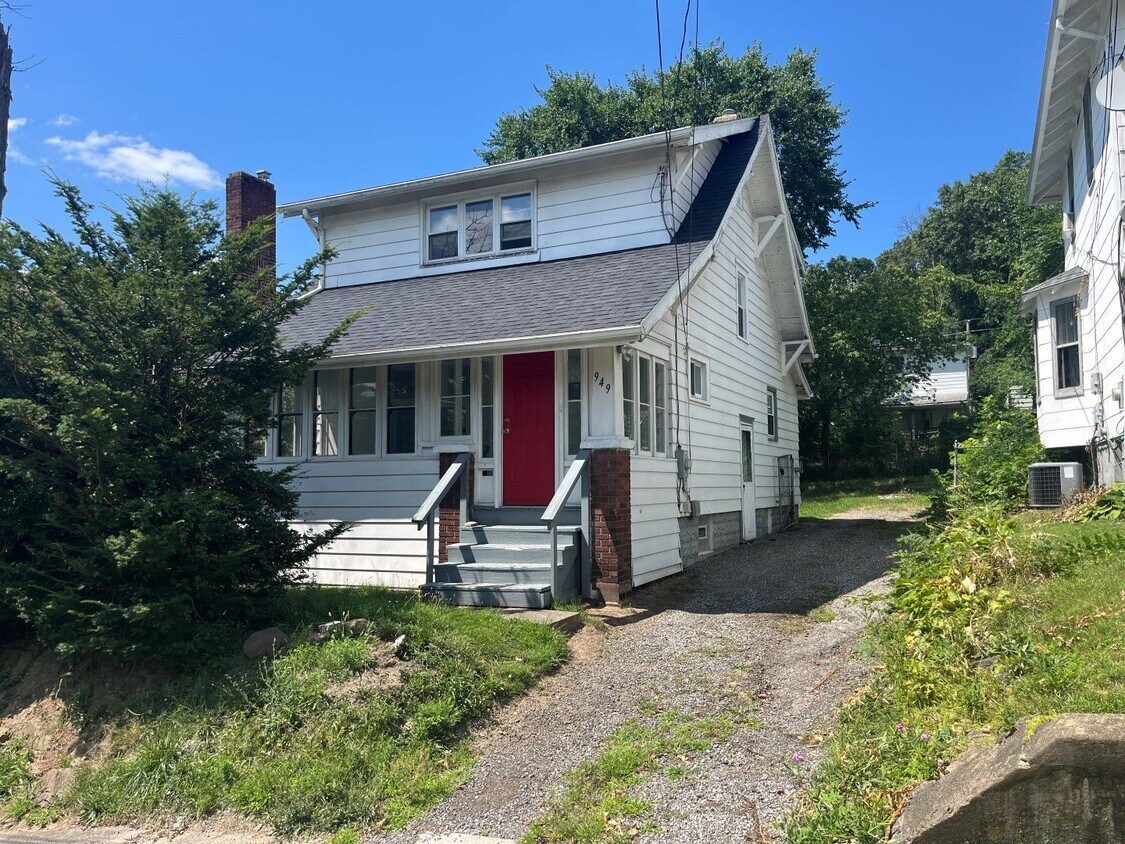 Foto principal - "Charming 2-Bedroom Oasis: Your Perfect Bl...
