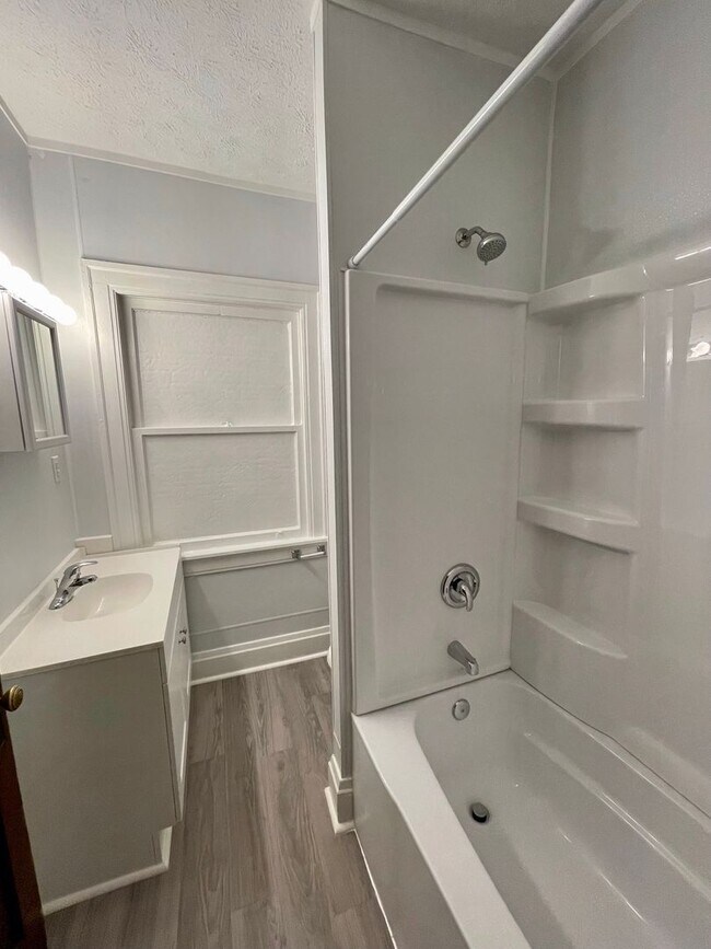 Building Photo - 1311 Central Building