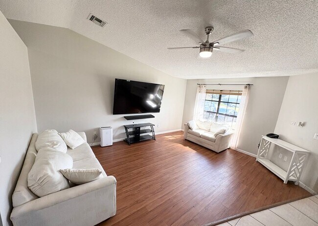 Foto del edificio - 581 SW Banks Terrace