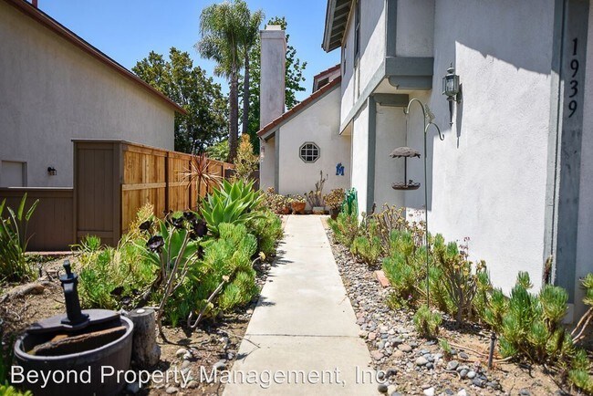 Building Photo - 3 br, 2.5 bath House - 1939 Elm Ridge Dr