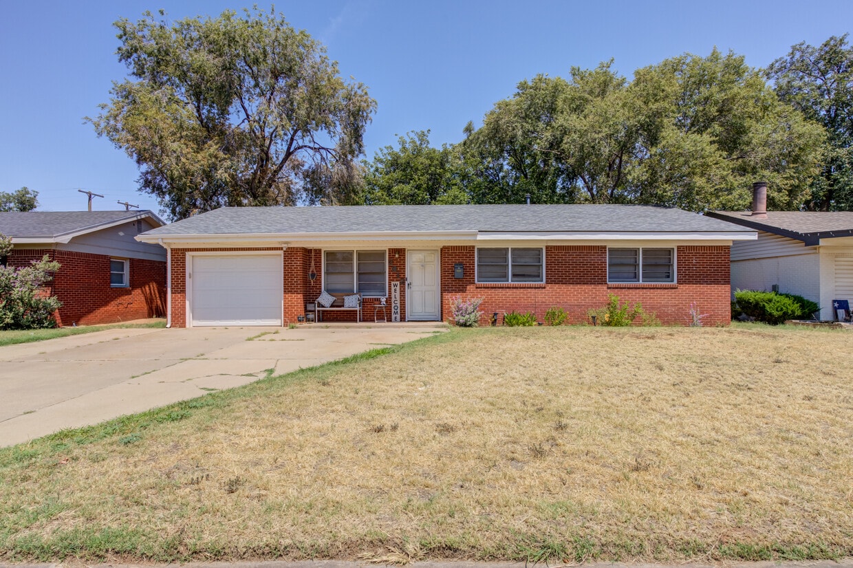 Foto principal - 2812 62nd St