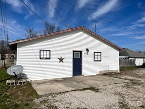 Building Photo - 1807 5th St