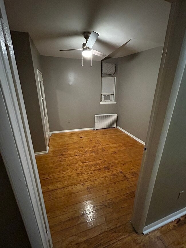 bedroom - 1839 S 56th St