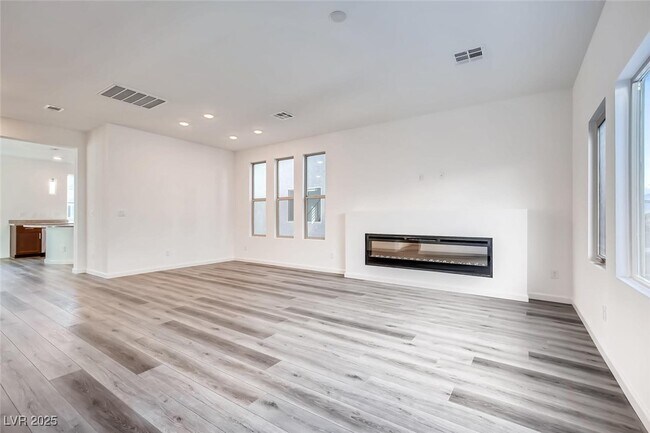 Foto del edificio - 8098 Misty Canyon Ave