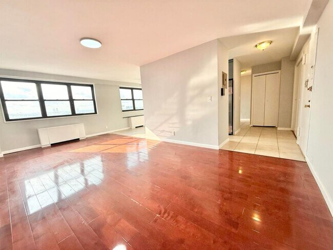 Building Photo - 1225 John F. Kennedy Blvd