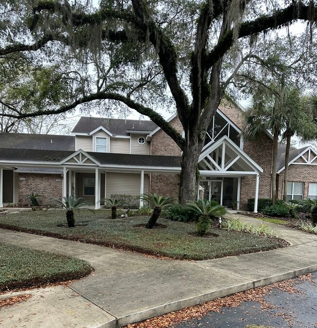 Foto del edificio - 4700 SW Archer Rd