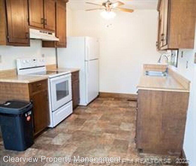 Building Photo - 3 br, 2 bath House - 1021 Christina St