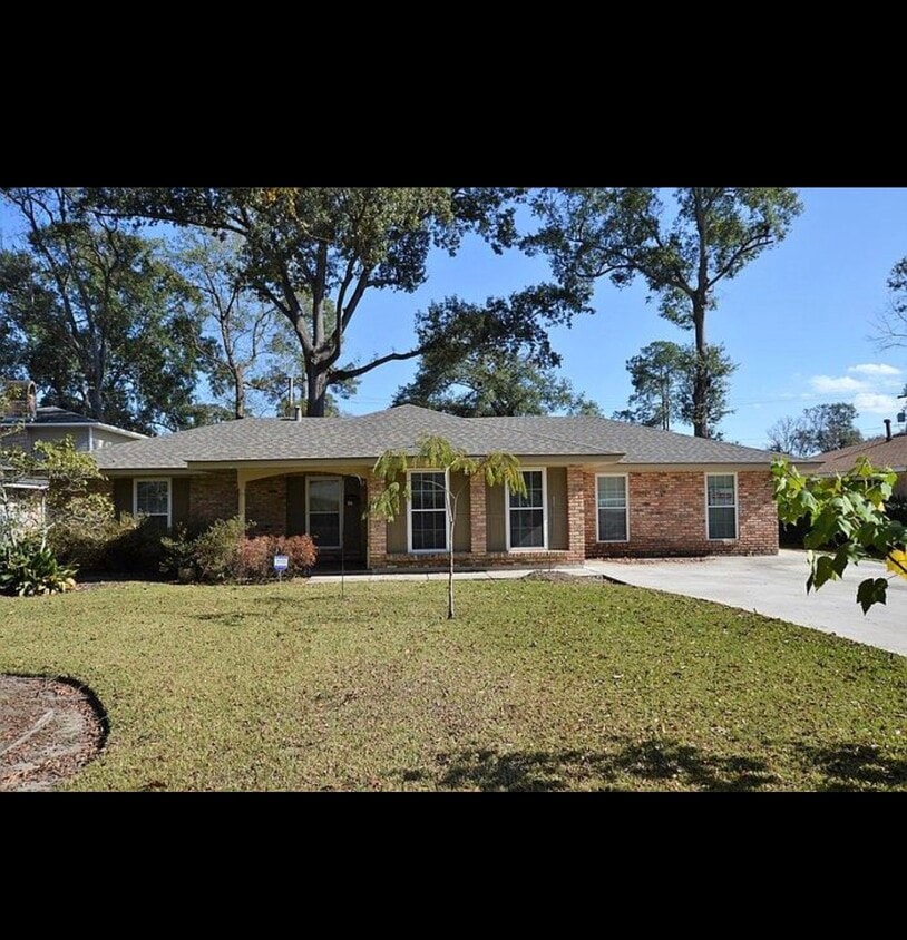 Primary Photo - 399 Kay Dr
