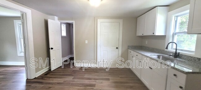 Foto del edificio - 1420 Furlough Ave