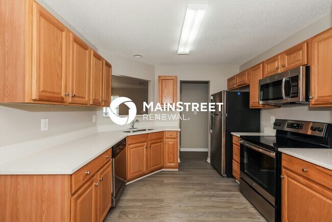 Building Photo - 4 Bedroom Pet-Friendly Home in Matthews, NC with Main Street Renewal