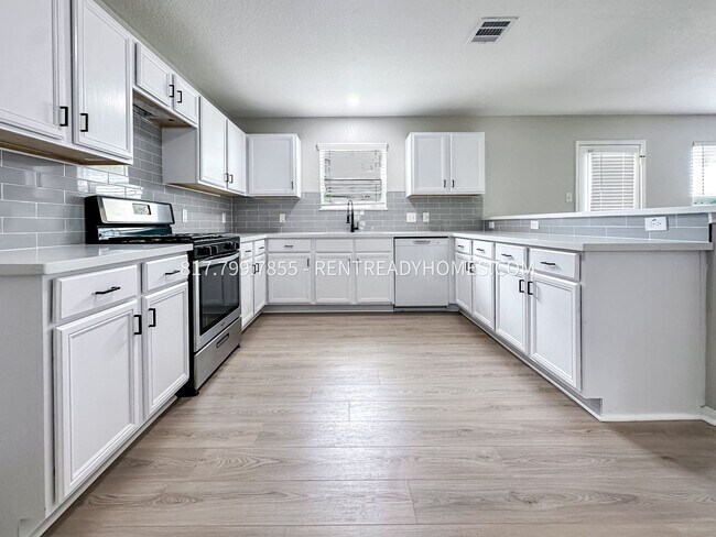 Foto del edificio - 5131 Lamppost Hill Ct