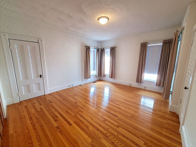 Foto del edificio - 36 Upham St