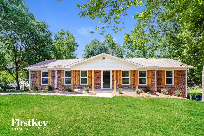 Foto principal - 1810 Chestnut Dr