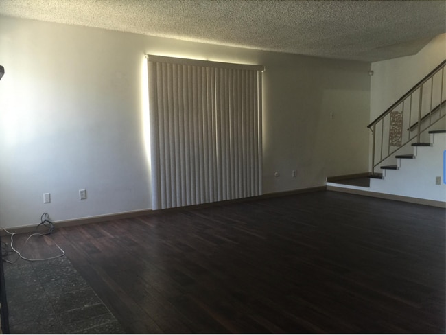Living room - 12713 Cranbrook Ave
