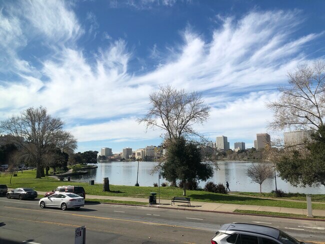 Views - 2150 Lakeshore Ave