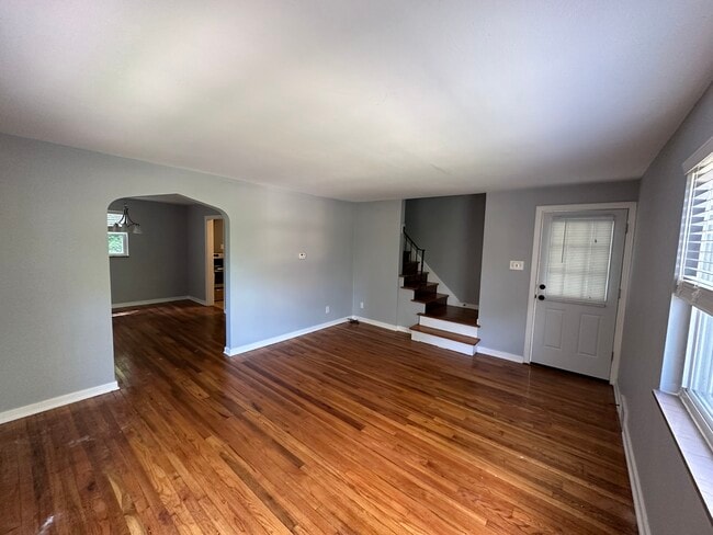 Photo - 114 Mount Lebanon Blvd (Mt Lebanon, PA) Townhome