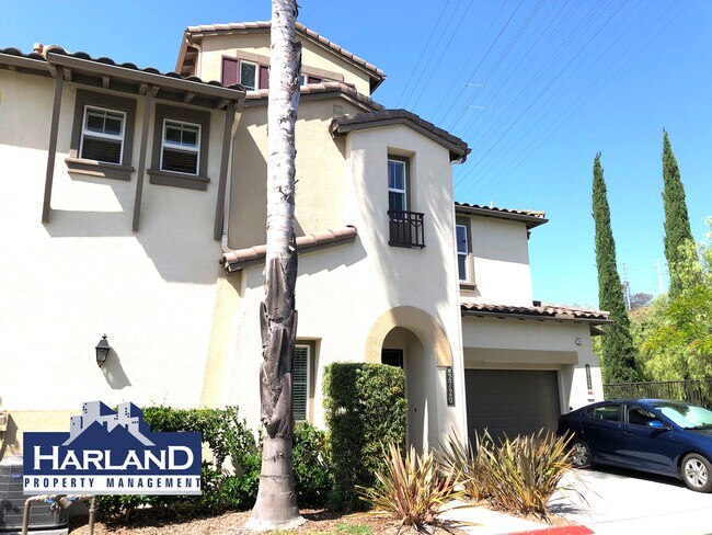 Building Photo - 2724 Prato Ln