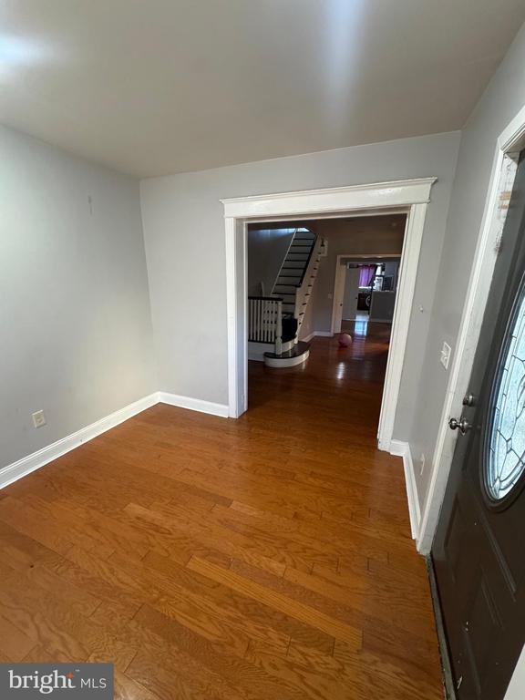 Foto del edificio - 5028 Whitaker Ave