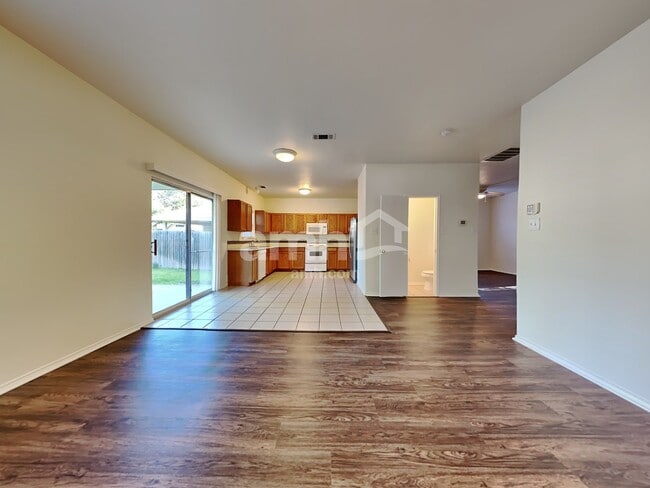 Foto del edificio - 13209 Ridgepointe Rd