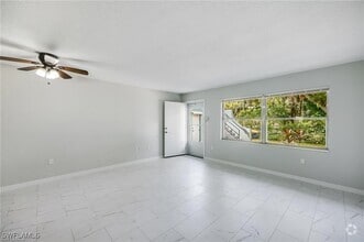 Building Photo - 3225 E Riverside Dr