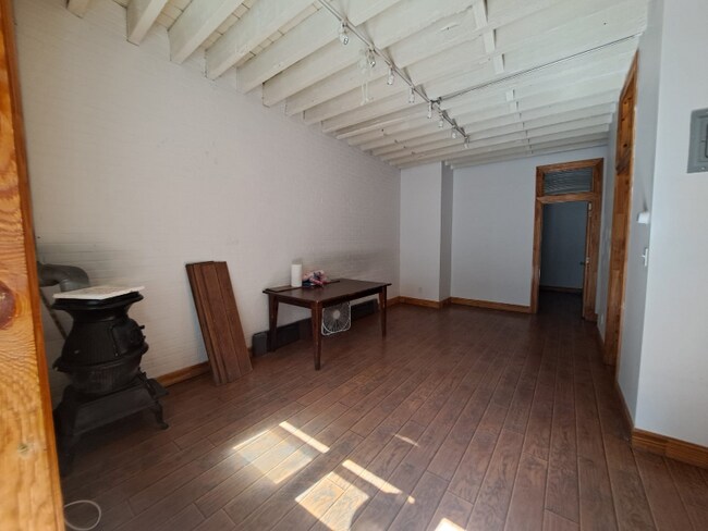 Foto del edificio - 181 Troutman St