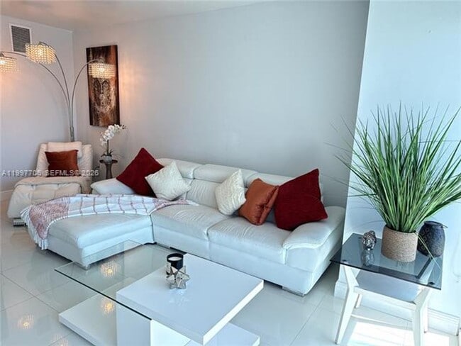 Photo - 50 Biscayne Blvd Apartment