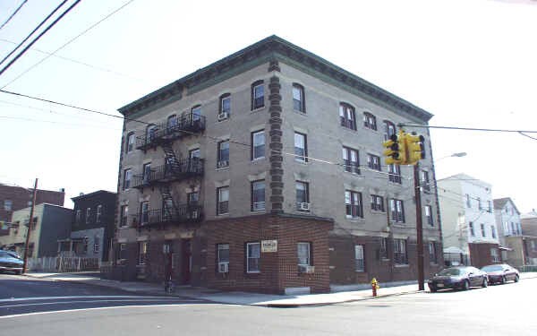 Exterior - 700-702 Bergenline Ave