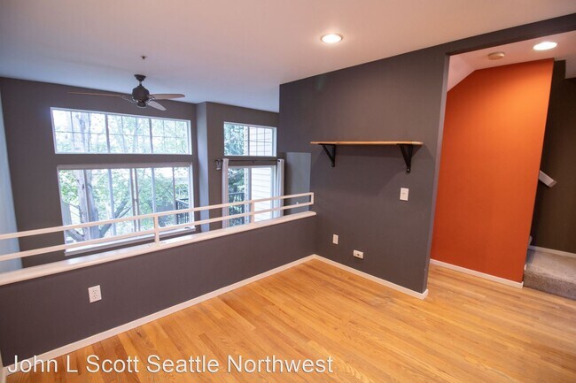 Building Photo - 2 br, 2 bath House - 127 25th Ave E #B