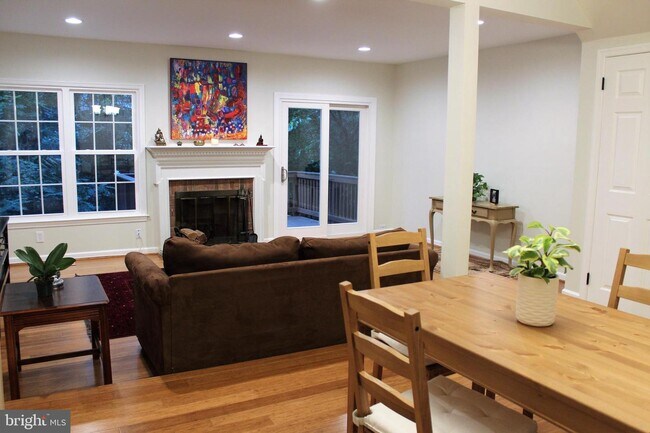 Foto del edificio - 7438 Chummley Ct