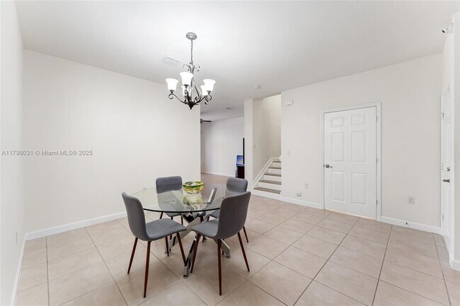 Foto del edificio - 11416 SW 254th St